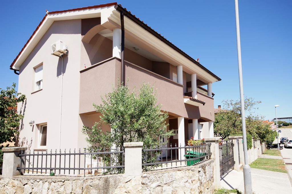 Apartments Ema PUY Exterior foto